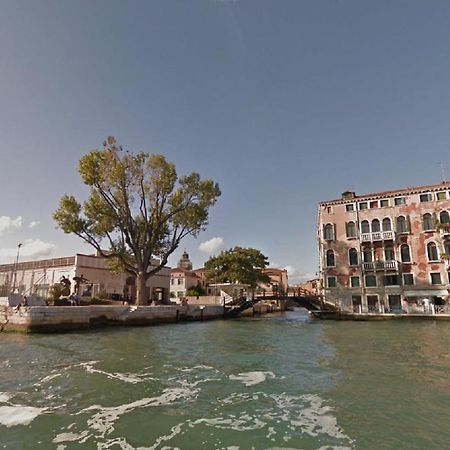 Sestiere Dorsoduro, A Due Passi Da Zattere Apartment Veneţia Exterior foto